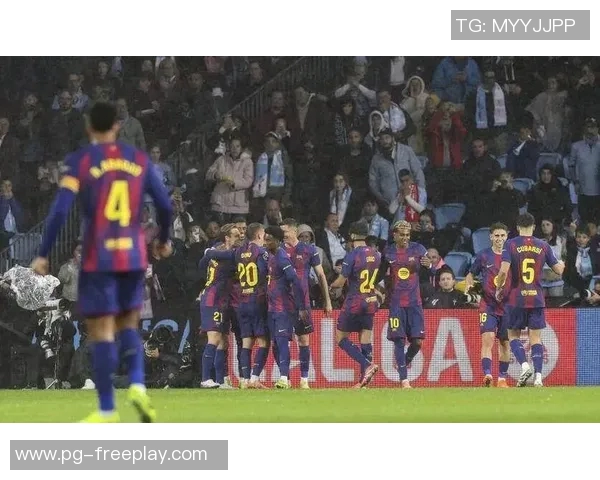 中超经典对决皇马与巴萨激战成平红牌事件引发全场热议