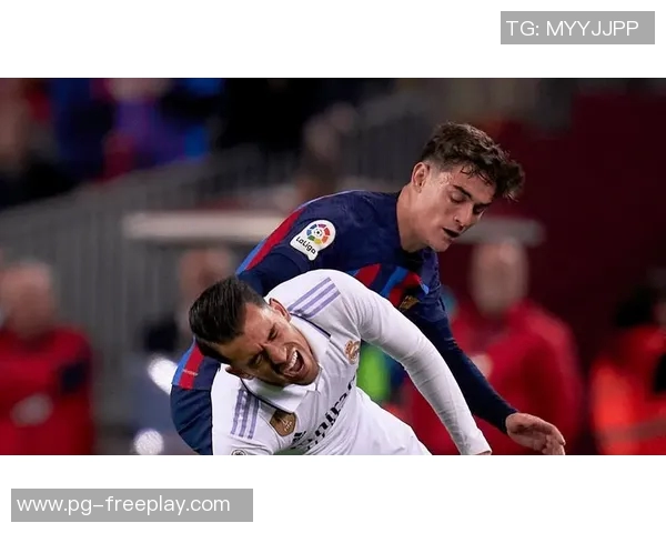 西甲激战巴萨5-1大胜里昂点球大战瞬间点燃全场激情