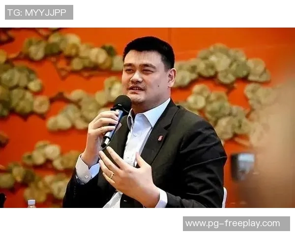 姚明从篮球少年到国际巨星的成长之路与人生启示