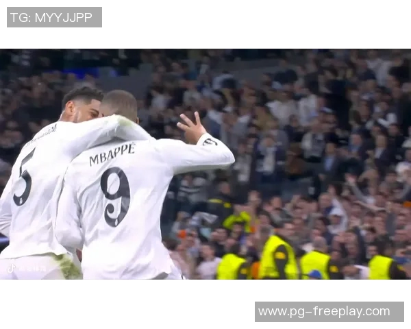 欧冠激战曼联逆转多特蒙德帽子戏法引爆全场战术解析与精彩瞬间回顾 欧冠激战曼联逆转多特蒙德帽子戏法引爆全场战术解析与精彩瞬间回顾